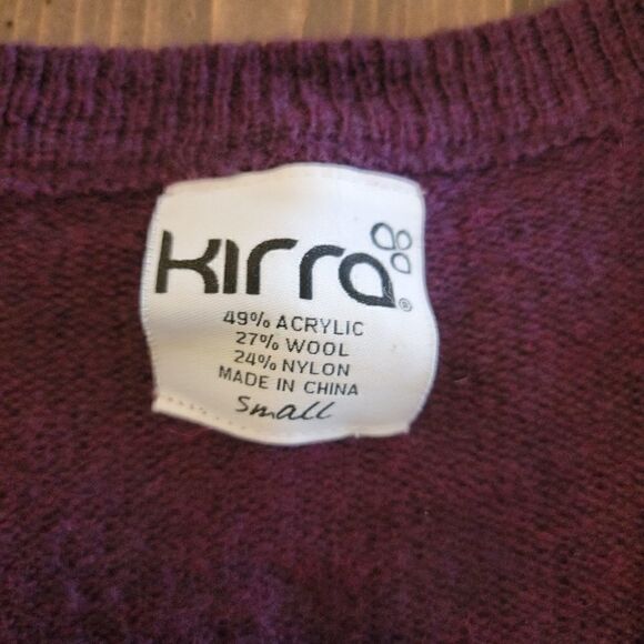 Kirra Purple cardigan button up size small - Picture 3 of 4